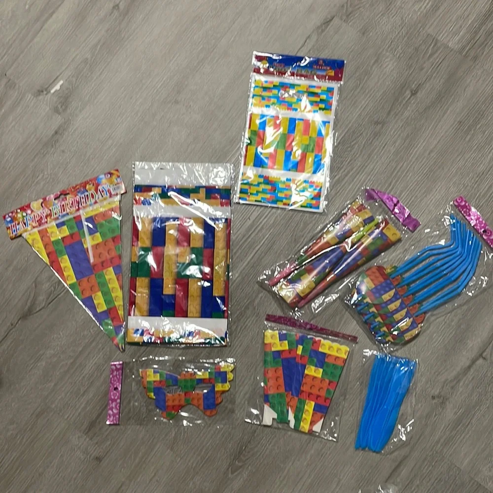 ***2/$15*** Bundle of Party supplies